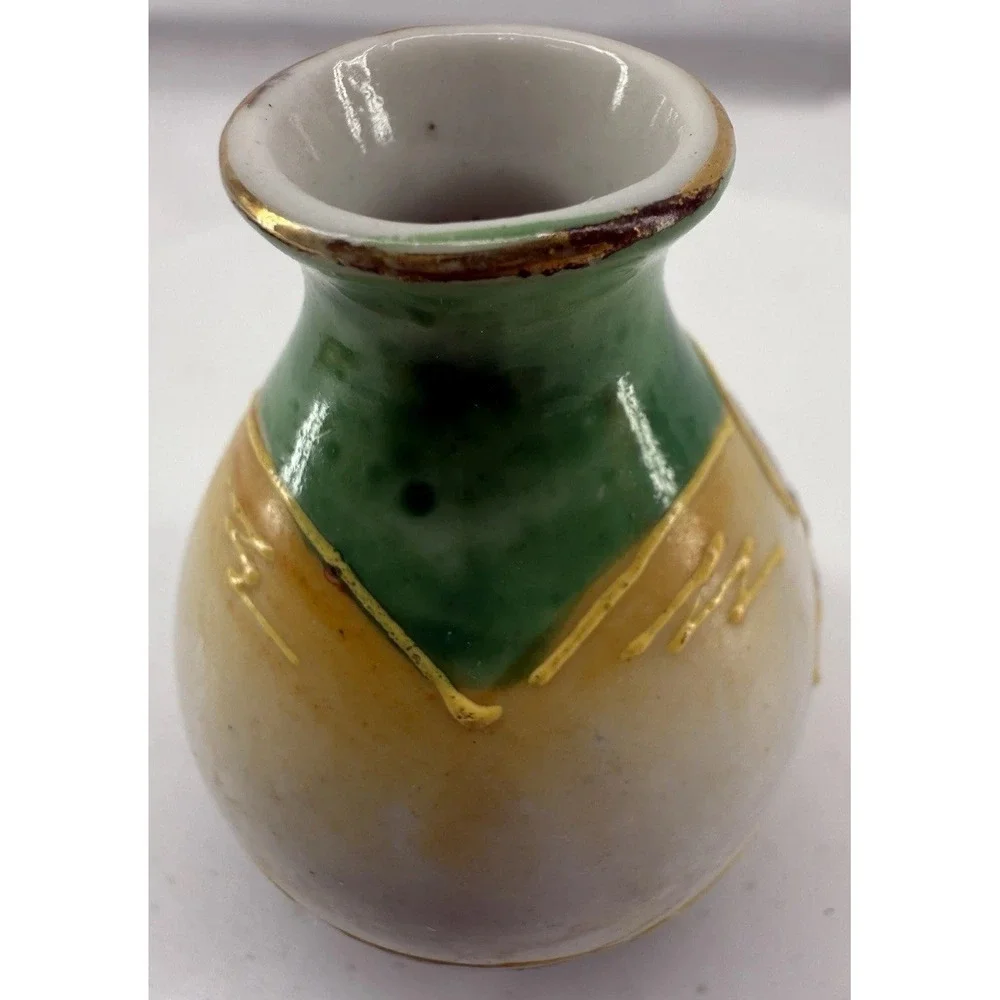 Miniature Vase w/‎ Geisha Motif + Brocade Pouch 2